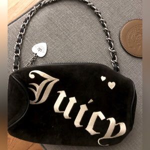 Black Juicy Couture Barrel bag 😍😍😍